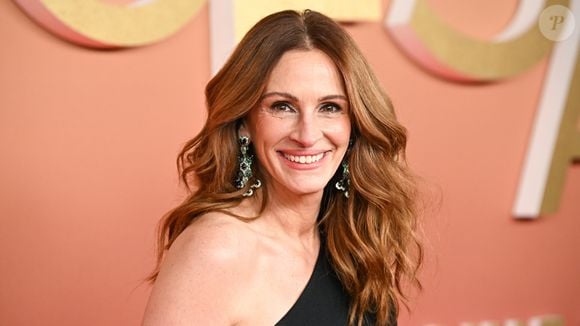 Julia Roberts cresceu em uma geração que aprendeu a lidar com frustrações longe das redes sociais e da pressão digital constante