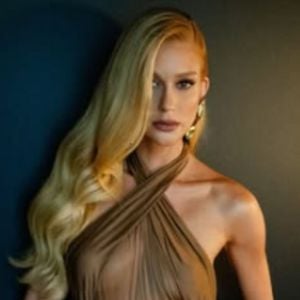 Marina Ruy Barbosa entra em 'Vale Tudo'. Atriz far merchandising social da BYD com Solange (Alice Wegmann) e Sardinha (Lucas Leto)