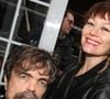 Tyrion Lannister em 'Game of Thrones', Peter Dinklage revela segredo do casamento duradouro com Peter Dinklage: uma palavra de apenas oito letras