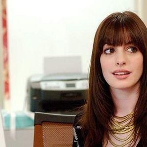 Anne Hathaway revela uma nova dinâmica entre Andy Sachs e Miranda Priestly, agora marcada por tensão e possíveis reviravoltas na sequência