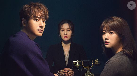 '365: Repeat The Year': dez pessoas recomeçam o ano para corrigir o passado, mas descobrem que repetir o tempo pode trazer um destino ainda mais perigoso