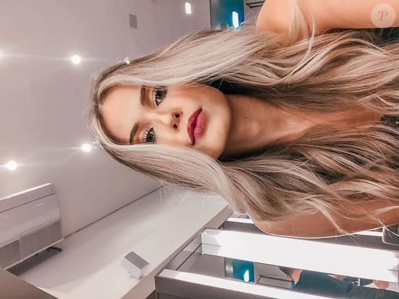 Saory Cardoso é mineira e se formou em odontologia, profissão que segue até hoje além da vida pública