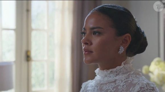 Maria de Fátima filma ataques de Solange em 'Vale Tudo'