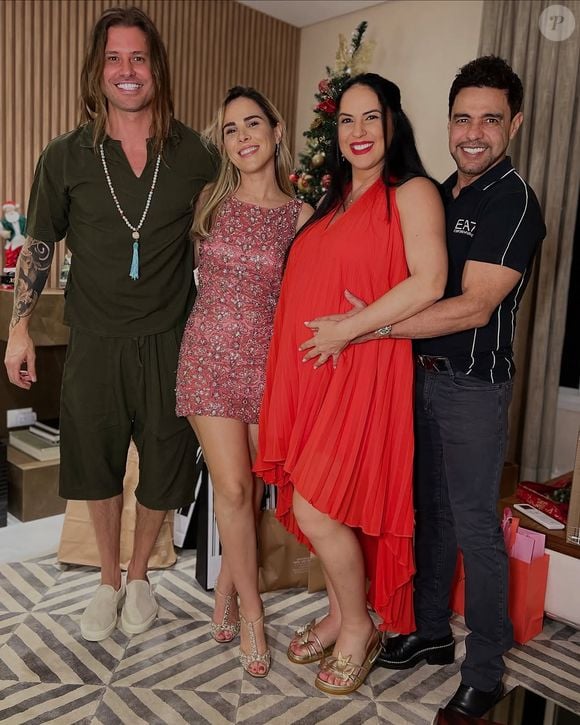 Wanessa Camargo se juntou ao pai, Zezé Di Camargo, e à madrasta, Graciele Lacerda, na noite de natal