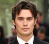 O ator Nicholas Galitzine foi escalado para o papel principal do longa, mas tem alguns filmes de sucesso no currículo