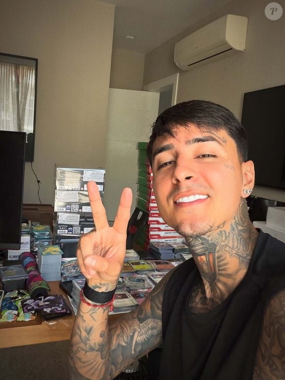Jogador do Flamengo Erick Pulgar está morando no Joá enquanto reforma de sua mansão não fica pronta