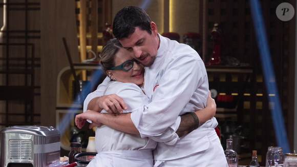 Quem ganhou o 'MasterChef Brasil 2025'? Final EMOCIONANTE consagra nome querido do público após menu com ostras, camarão e mousse