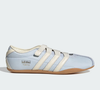 Inspirado nas clássicas sapatilhas Mary Jane, o Adidas Tokyo Mary Jane surge como forte rival das Samba e promete conquistar as apaixonadas por moda neste inverno