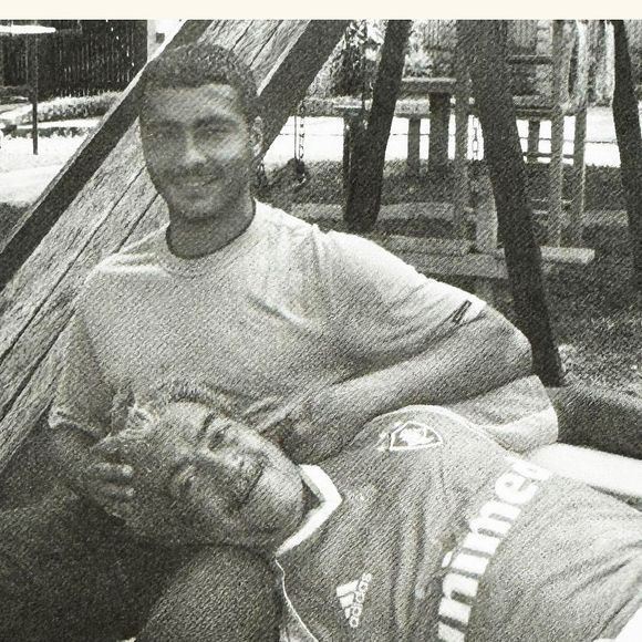 Romário quase ficou fora da Copa do Mundo de 1994 após o pai ser sequestrado no Rio de Janeiro. O caso mobilizou policiais, traficantes e chocou o Brasil às vésperas do tetra
