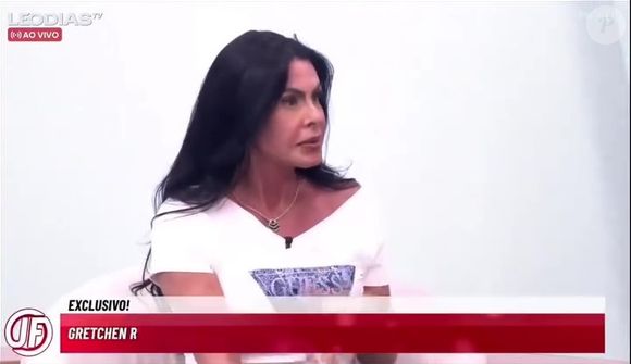 Gretchen fez duas aplicações de hialuronidase e colocou fios no rosto