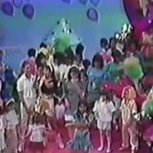 Mara Maravilha relembrou um vídeo do clássico 'Show Maravilha', em que a filha de Silvio Santos subiu no palco para uma perfomance