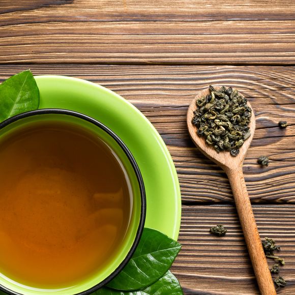 Para quem quer dar um 'up' na imunidade, o chá verde é um excelente fortalecedor contra gripes e resfriados