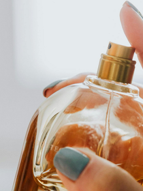 Quer um perfume marcante? Esta fragrância importada irá te surpreender