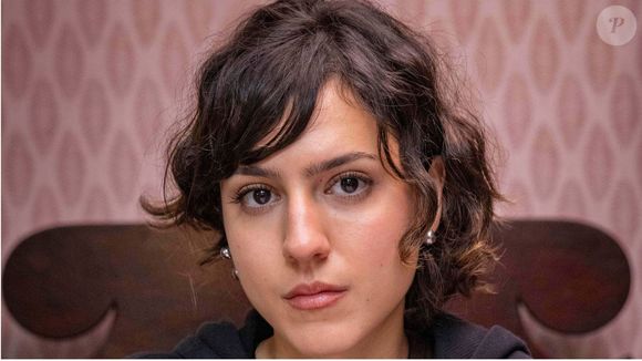 Flora Camolese chegou em 'Dona de Mim' como Nina, a filha de Filipa (Claudia Abreu)