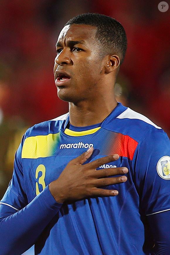 O ex-jogador Frickson Erazo, que atuou no futebol brasileiro e disputou a Copa do Mundo de 2014, venceu a edição equatoriana do MasterChef Celebrity