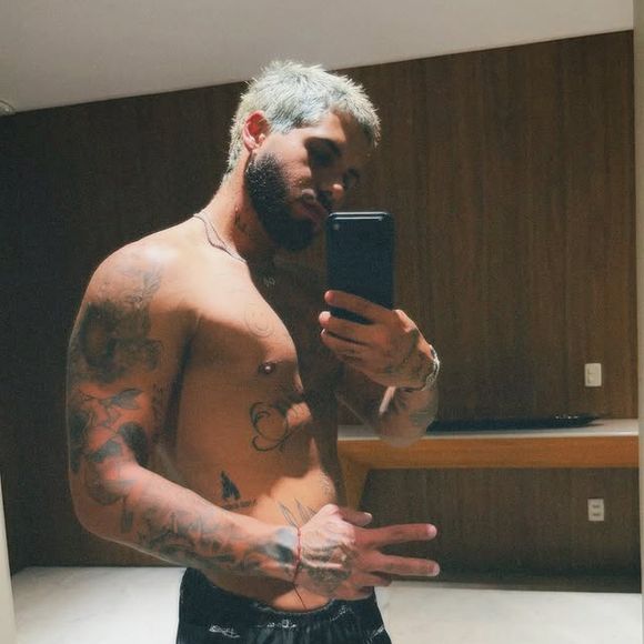 Zé Felipe adora mudar o visual, mas vai ter que ficar sem mexer nos cabelos