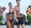 Com um novo corte de cabelo, Bruna Marquezine foi flagrada nos EUA ao lado de Shawn Mendes e sua irmã Aaliyah Mendes