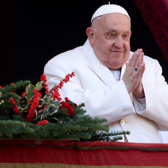 Antes da morte, Papa Francisco deu destino comovente para os 200 mil euros que restavam em sua conta bancária