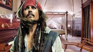 Johnny Depp comprou uma vila francesa de 15 hectares a 27 km de Saint-Tropez e gastou 10 milhões de dólares em reformas para construir piscinas, estúdios de arte e uma adega com tema de piratas