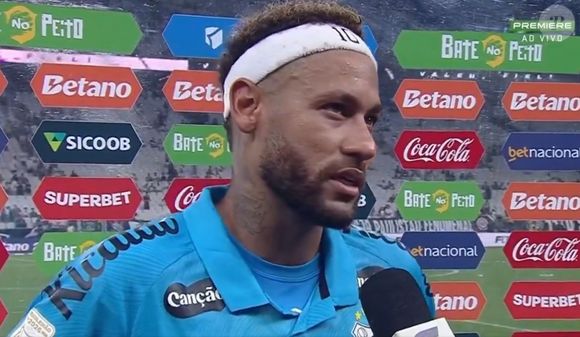 Antes de saber do ocorrido, Neymar tinha elogiado a torcida do Corínthians