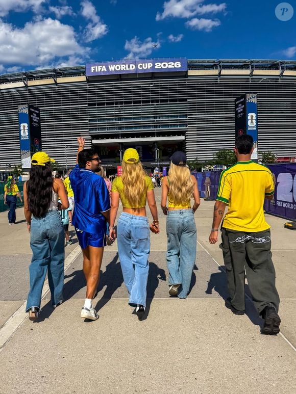 Empresária e influenciadora acompanhou a Seleção Brasileira em estádio norte-americano durante o Mundial