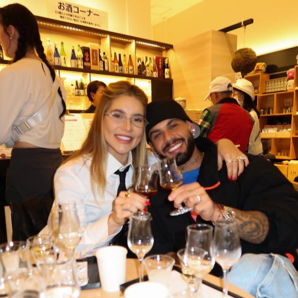 Virginia Fonseca e Zé Felipe estão em um hotel de luxo no hotel asiático, e estão mostrando a rotina para os seguidores na web.
