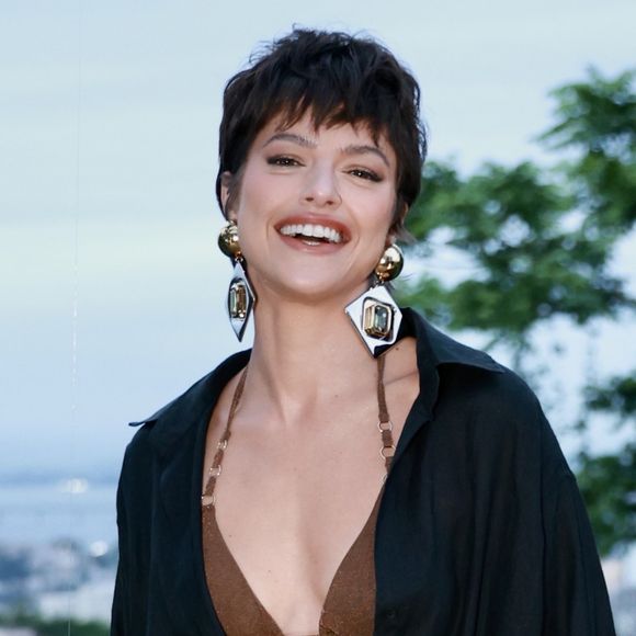 Entrevista | Qual segredo para Agatha Moreira ser tão cheirosa? Atriz possui lugar estratégico e inusitado do corpo para passar o perfume