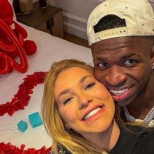 Virgínia e Vini Jr. se reencontraram em Londres, onde o atleta jogou pela Seleção Brasileira