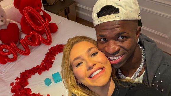 Camisola sexy, velas, clima de romance e mais! Quarto de luxo de Virginia e Vini Jr. em Londres vira assunto na web. Veja fotos!