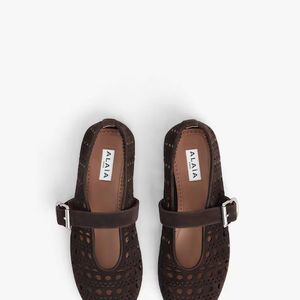 Sapatilha de Bruna Marquezine é da marca Alaïa e custa nada menos que R$ 6.467