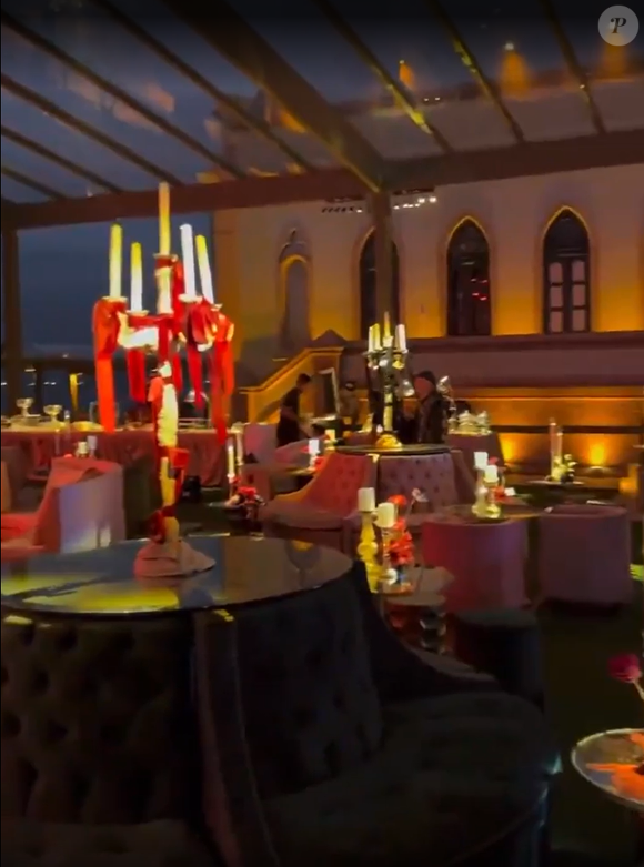 Festa reúne cerca de 200 convidados em noite glamourosa no coração da Baía de Guanabara