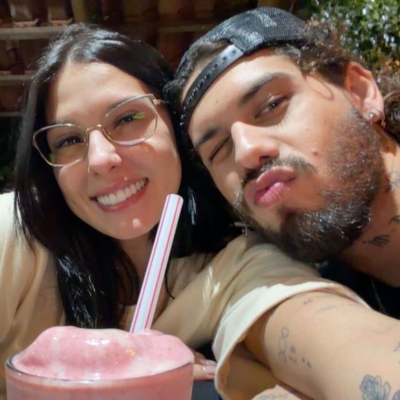 Zé Felipe abre intimidade das filhas com Ana Castela e momento fofo agita a web: 'Apaixonadas pela Boiadeira'. Fotos!