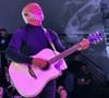 O cantor Rick, da dupla Rick & Renner, morreu aos 59 anos após um acidente de helicóptero em Santa Catarina. A morte provocou uma onda de homenagens nas redes sociais