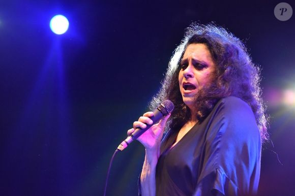 Gal Costa dará sua voz à canção 'Brasil', no remake de 'Vale Tudo'.