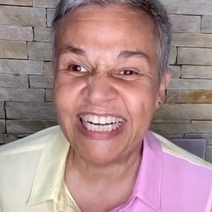 Claudia Rodrigues luta contra a esclerose múltipla desde 2000 e em 2015 passou por transplante de células-tronco