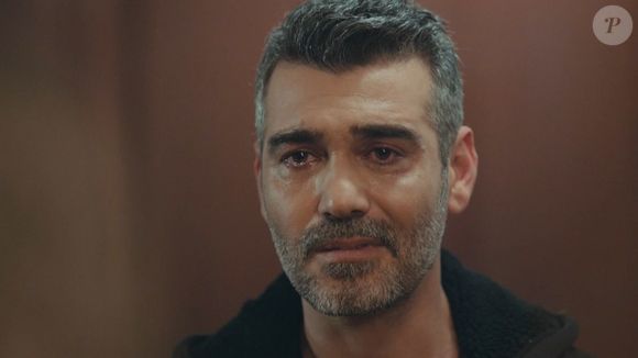 Sarp afirma para Bahar que ela e os filhos do casal correm risco porque estão observando cada passo da família, na novela 'Força de Mulher' em 15 de janeiro de 2025