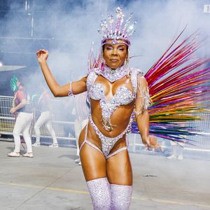 Segundo o especialista, é importante se dedicar aos treinos com constância antes do Carnaval para melhorar tanto os músculos quanto o core