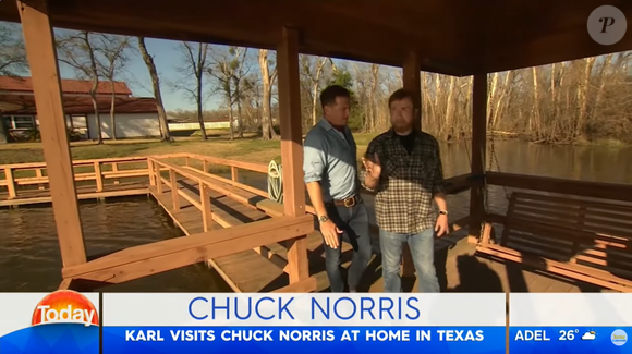Apesar de contar com um lago dentro da propriedade, o próprio Chuck Norris evitava pescar por lá. Segundo ele, a atividade era 'entediante'