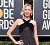 Entre as dicas de beleza de Naomi Watts, ela cuida da pele com esfoliações semanais
