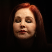 Viúva de Elvis Presley quebra o silêncio após processo que a acusa de matar a própria filha, Lisa Marie Presley, por dinheiro