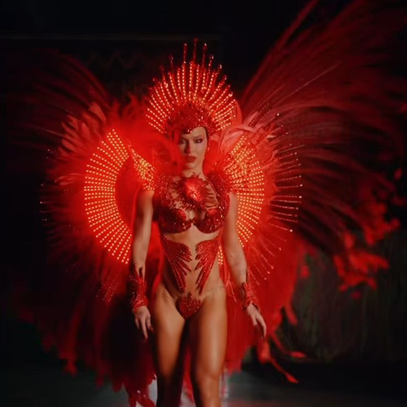 Ausência das filhas de Virgínia na Sapucaí vira assunto nas redes; influencer esclarece decisão antes da estreia