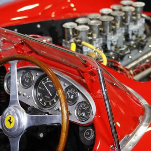 Produzido em apenas quatro unidades, o Ferrari 335 S Spider Scaglietti é uma das peças mais raras já criadas pela montadora italiana