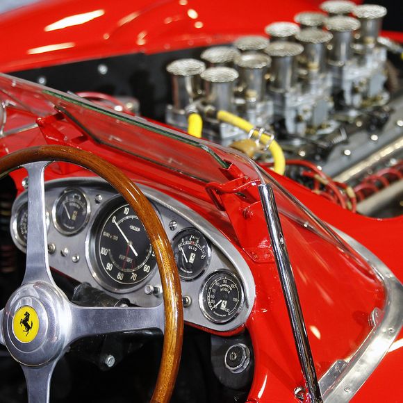 Produzido em apenas quatro unidades, o Ferrari 335 S Spider Scaglietti é uma das peças mais raras já criadas pela montadora italiana