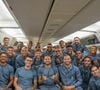 Antes mesmo da estreia na Copa do Mundo de 2026, a chegada da Seleção Brasileira aos Estados Unidos virou assunto nas redes. O uniforme de viagem assinado por Ricardo Almeida foi comparado a roupas de mecânicos, profissionais da saúde e até personagens da TV