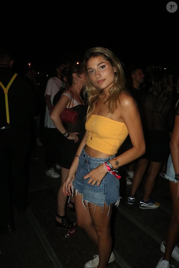 Sasha Meneghel chegou a morar um tempo nos Estados Unidos, onde estudou moda