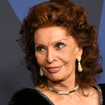 Sophia Loren, hoje aos 92: 'Envelhecer pode ser agradável e até divertido, se você souber usar o tempo, se está satisfeito com o que conseguiu e se continua sonhando'