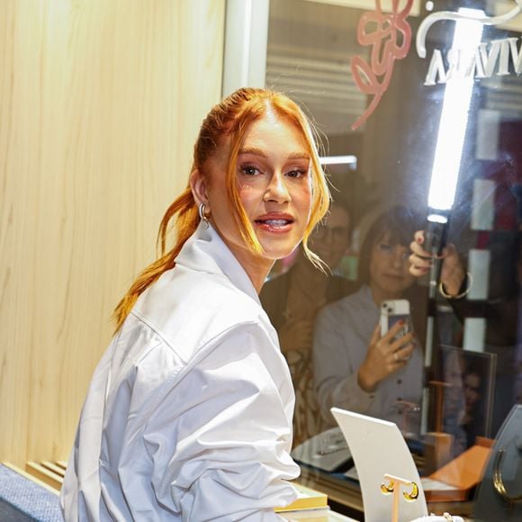 Produção de Marina Ruy Barbosa aposta em tons neutros e peça de alto valor