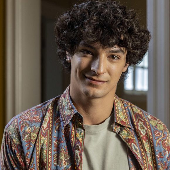 Tiago de ‘Vale Tudo’ se envolverá em uma briga durante o porre e será roubado e espancado por um grupo de homens