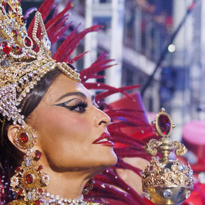 Juliana Paes ajudou a Viradouro a ser campeã do carnaval em 2026, mas não fica como rainha de bateria em 2027