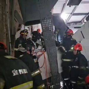 Duas pessoas estão presas nos escombros no restaurante de Henrique Fogaça